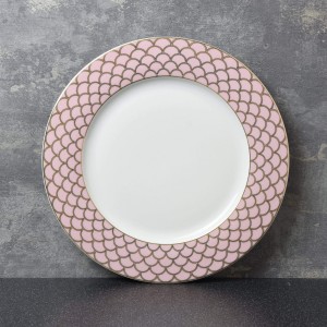 DINNER PLATE GOLD AND PINK SCALLOP